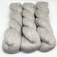 Load image into Gallery viewer, Illimani's Sabri Yarn in Light Grey 38