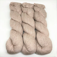 Load image into Gallery viewer, Illimani's Sabri Yarn in Fawn 84