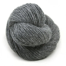Load image into Gallery viewer, Illimani Royal 1 Alpaca Yarn in Light Grey