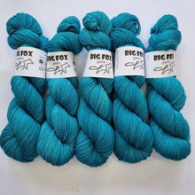 Load image into Gallery viewer, Big Fox | DK Merino