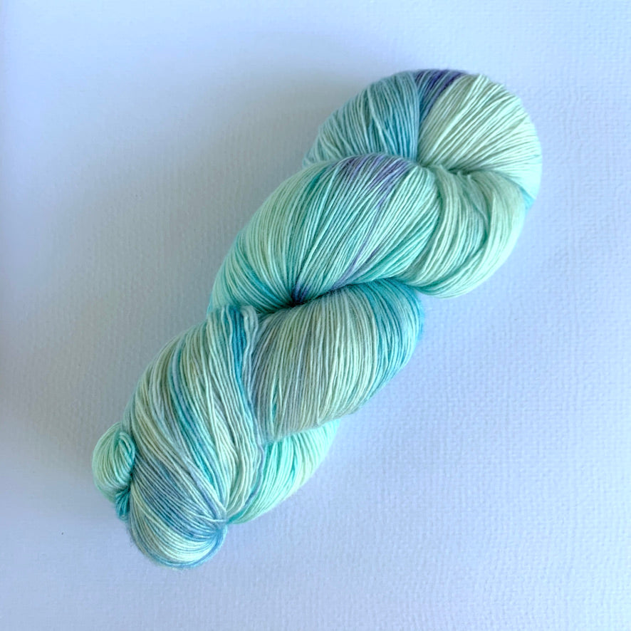 Loopy#6 | The 620 Lace Singles: 100% Superfine Merino Lace