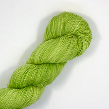 Load image into Gallery viewer, Nurturing Fibres SingleSpun Lace in Lettuce