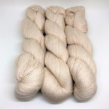 Load image into Gallery viewer, Illimani&#39;s Sabri Yarn in Cream 82