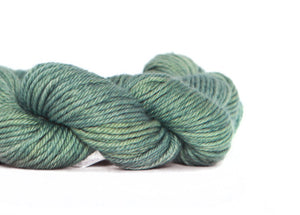 Nurturing Fibres | SuperTwist DK Yarn: 50 g 100% Merino Wool