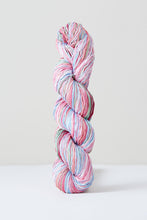 Load image into Gallery viewer, Urth | Uneek Cotton DK: 100% Cotton Yarn